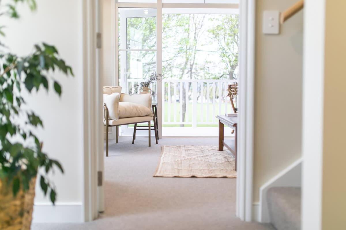 Parkside Heritage Retreat 3-Bedroom Terrace Charm Christchurch Exterior foto